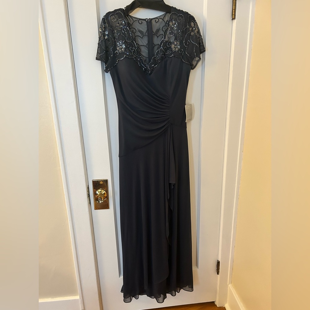 Xscape Charcoal Gown NWT
